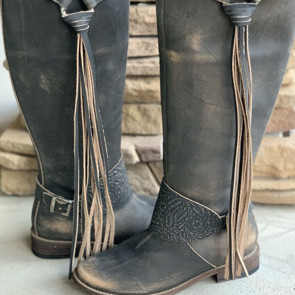 Very Volatile Black and Tan Heeled Boots with Fringe